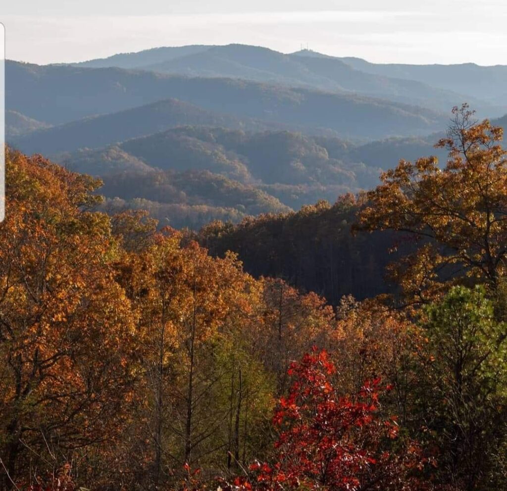Fall Foliage in Kentucky- Pine Mountain State Resort Park. 
